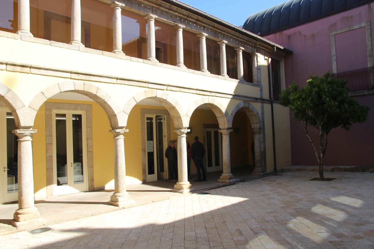 05 dziedziniec ratusza